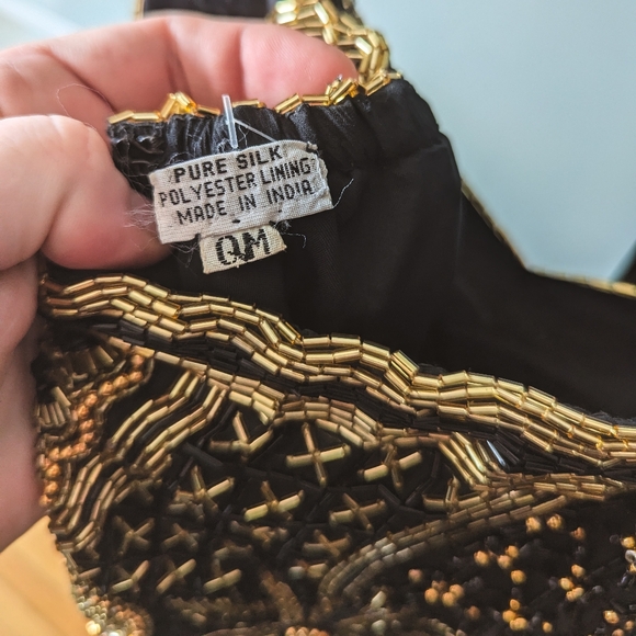 Absolutely stunning vintage hand beaded dress on silk - Size L - Picture 5 of 13